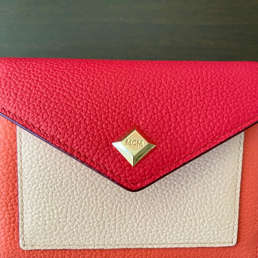 MCM Wallet. Leather - Picture 7 of 11